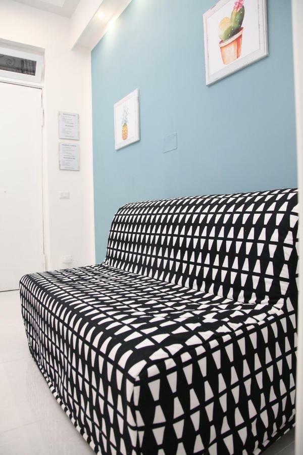 Casa Adamo Apartment เนเปิลส์ ภายนอก รูปภาพ