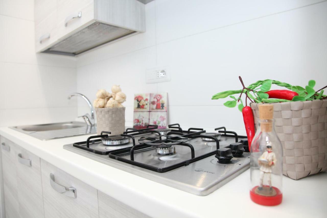 Casa Adamo Apartment เนเปิลส์ ภายนอก รูปภาพ