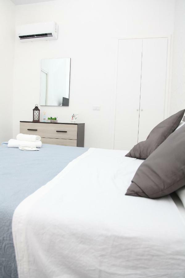 Casa Adamo Apartment เนเปิลส์ ภายนอก รูปภาพ